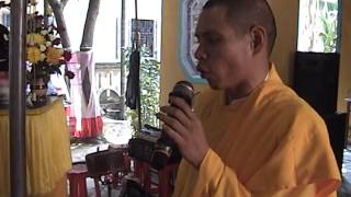 preview picture of video 'Lễ Cầu Siêu  Nguyễn Đức Tộc Làng Ái Nghĩa P1'