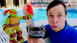 Черепашки Ниндзя в аквапарке - Машинка для Микеланджело – Игры для детей.