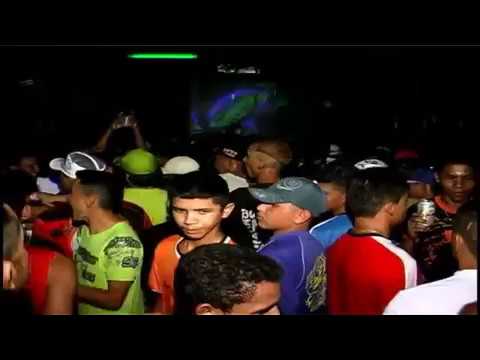 REGGAE  -  RADIOLA ITAMARATY 2005 COM DJ CESAR VANUTY