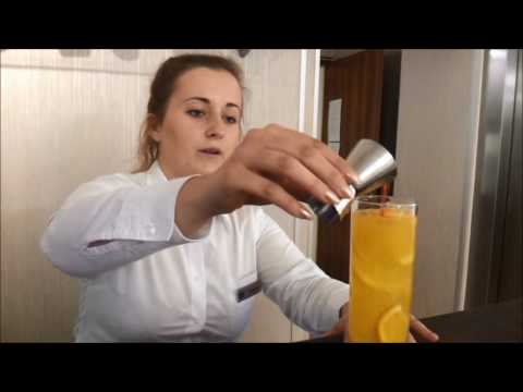 Kolorowe drinki w Bonum