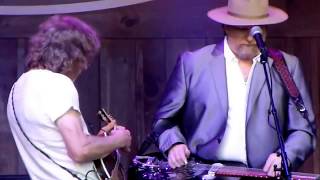 Sam Bush, Jerry Douglas, Tommy Emmanuel play Stevie Wonder