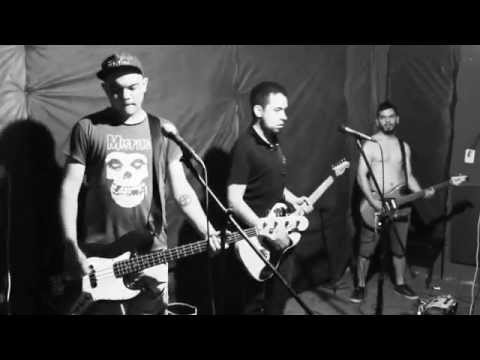 Standard Electrics - La esquina