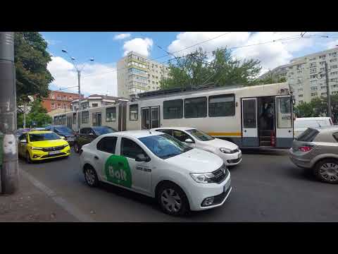 V3A-93 pe linia 1 la Bd. Banu Manta