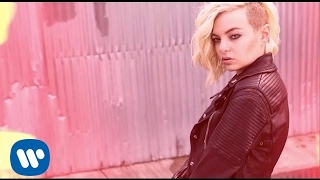 Kaya Stewart - Hotel Cafe Trailer