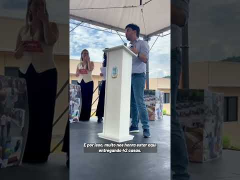 Entrega de casas em Muçum (RS)