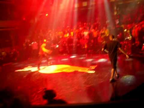 RED BULL BC ONE 2009 LIL G VS MORRIS