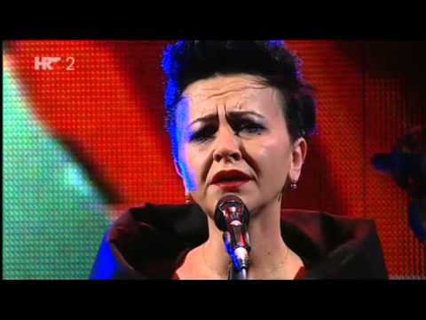 Amira Medunjanin - Jutros mi je ruža procvjetala - Live
