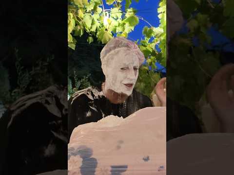Scrivi nei commenti quali ingredienti vorresti vedere nel prossimo video 🤭