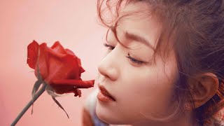 陈妍希红唇精致俏皮 演绎复古质感