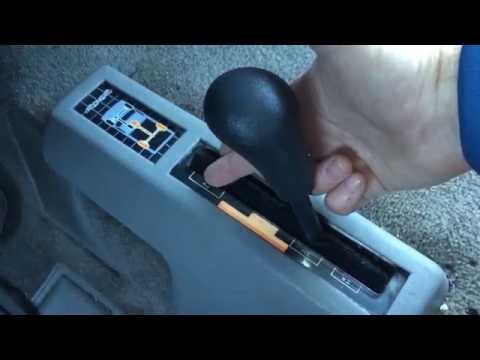 How to Shift From 2 to 4 Wheel Drive on a Chevrolet Truck