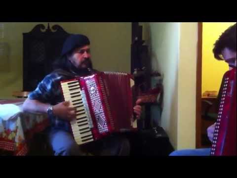 Porca Véia e Gaúcho Pachola - Revortoso , Os Bertussi