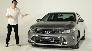  Toyota Camry Hybrid Walk-Around Tour 