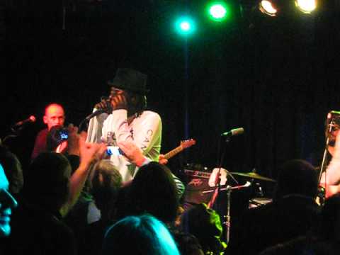 Neville Staple (The Specials) - Enjoy Yourself