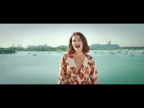 Luna feat. Iyaz " Run This Town " ( Musique Officiel )