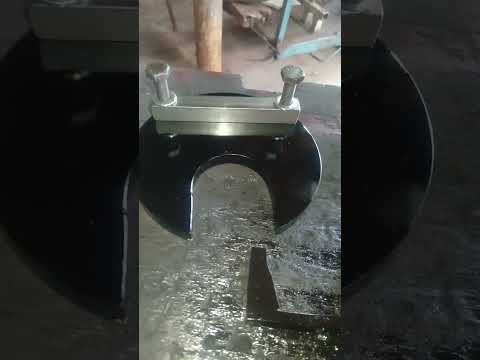 ferramenta para ajudar na desmontagem de virabrequim bipartido