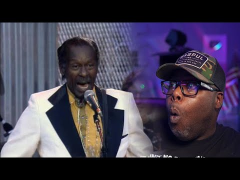 FIRST LISTEN | Chuck Berry with Bruce Springsteen & The E Street Band Johnny B Goode | REACTION