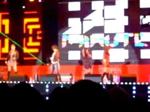 [09.12.15 Fancam] 4minute - Muzik @ Lotte Dept Store - Busan