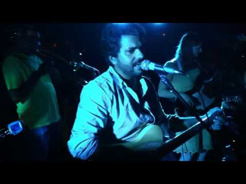 Chic Hernandez & Batuqueira Band - 