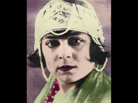 زهرة الفاسية - الغربة - اغنية مؤثرة  zahra elfassia