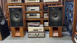 Video thumbnail for Tannoy Devon ghép với Luxman thổi kèn em test tạm ạ by Bá Hùng Audio - Thiết Bị Âm Thanh Tuyển Chọn