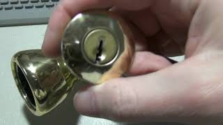 (118) How to Remove the Cylinder from a Kwikset Door knob