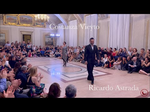 RICARDO ASTRADA Y COSTANZA VIEYTO Bailan VALS
