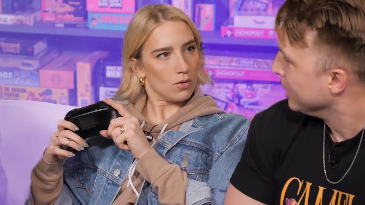 smosh games but its just shourtney