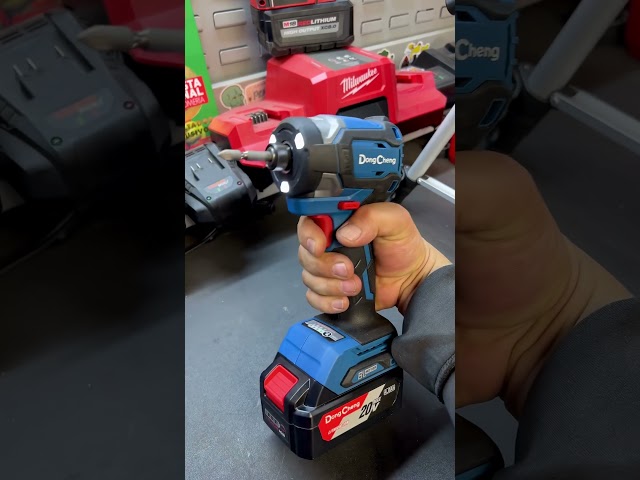 Vídeo relacionado con Dong Cheng Atornillador de Impacto Brushless a Batería 18V, 165Nm, Arranque Suave & Modo Autorroscante, 3 Velocidades, LED, 2x 2.0 Ah Batería + Cargador, Juego de Puntas + Dados