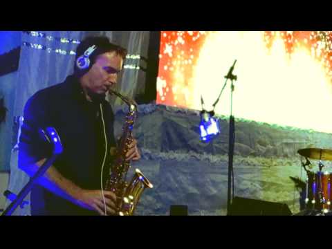 DJ Woody mumbai Saxophone performance