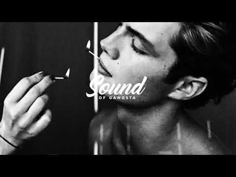Brennan Savage ft. Saphir – Silencieux / Amoureux