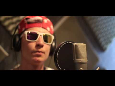 MC Principe - Loira ou Morena (WebClipe Oficial)