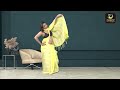 How To Drape Saree Indian Woman Saree Wearing Latest Saree Draping Saree Fashions