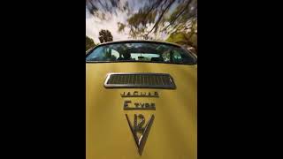A timeless masterpiece: this yellow E-Type is a sight to behold and a sound to savor. 🔊