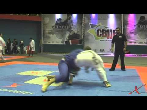 BRASILEIRO CBJJE 2013 - Maurício Antunes x Wanderson da Costa by X-COMBAT