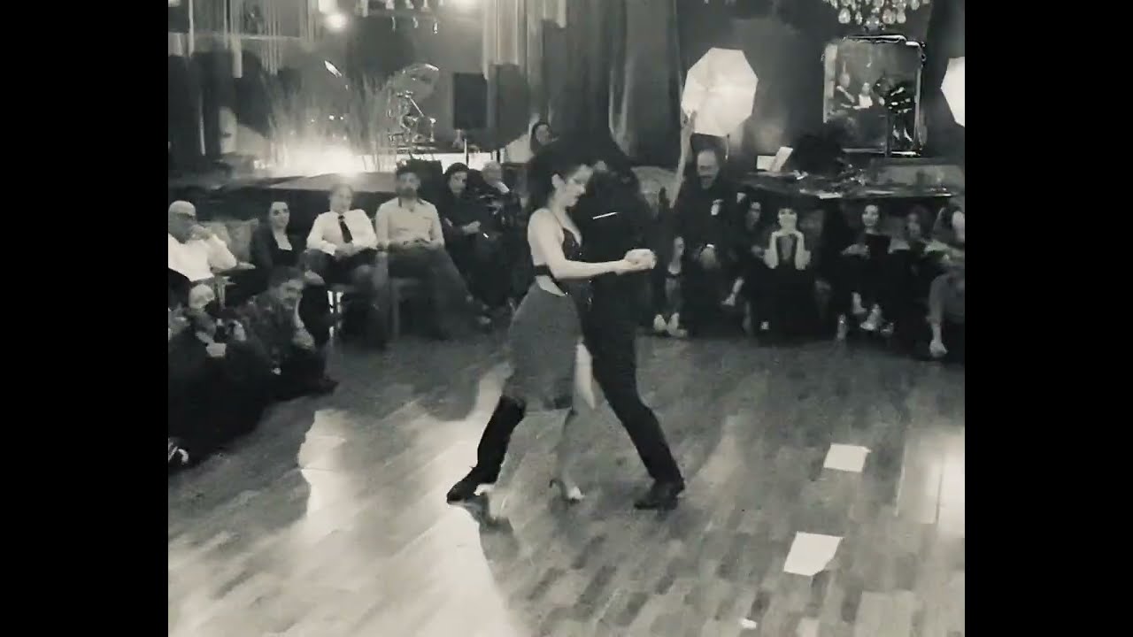 Rino Fraina y Artemisa Cruz  - "Temo"  -  Orquesta Tipica Victor