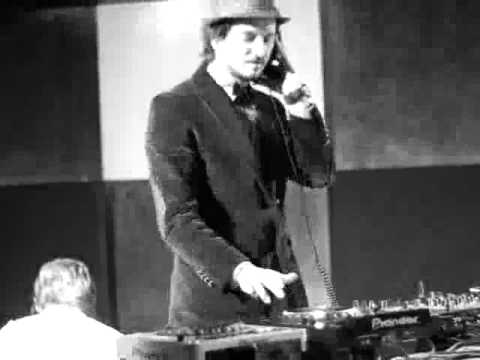 Burak Yeter live performance Samsun Venn Otel