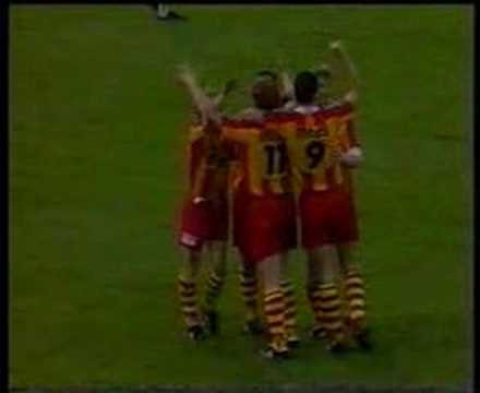 GA Eagles scoort 1-0 tegen FC Den Haag (1992 P/D)