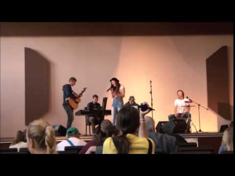 Veronika Rony Haluzová - The Wave (Unplugged)-Love me again cover