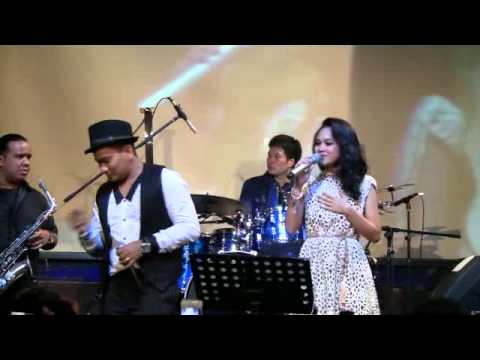 Tompi feat. Andien - Selalu Denganmu @ Launching New Album TPSH