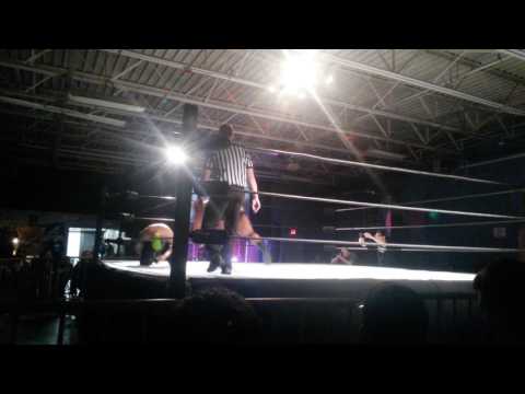 Ace Romero missed a cannonball in the corner.  Mike Graca makes him pay. XWA.