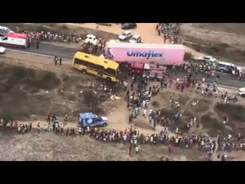 ACIDENTE COM FANFARRA DE EUCLIDES DA CUNHA NA BR-116 DEIXA MORTOS E FERIDOS.