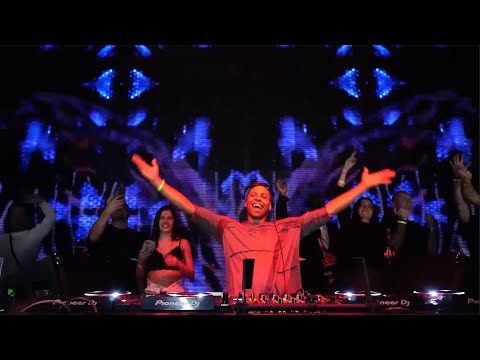 Francis Mercier - 2021 Wrapped 🥂✨