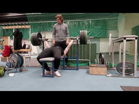 140KG (309lbs) Bench Press @90kg Bodyweight - 18 Year Old Powerlifter