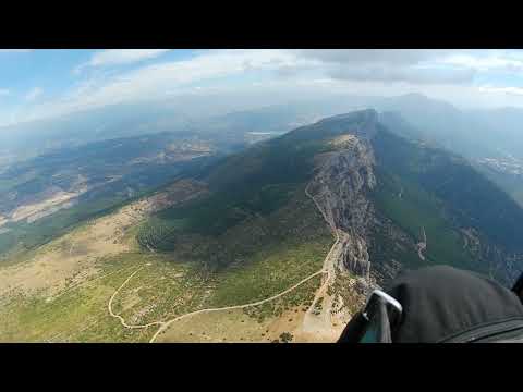 Flying at 2000m over the Montsec ridge in Ager on Phi Symphonia 2