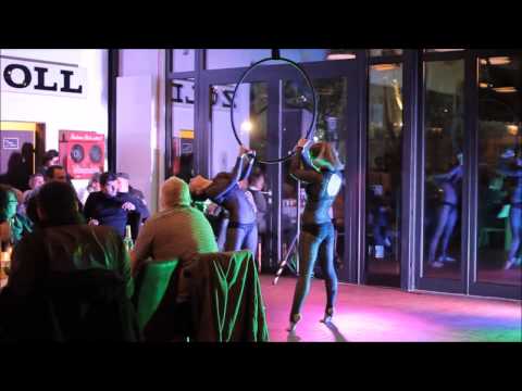 Emotioncatchers: Aerial Hoop Double Show - Tina und Julia