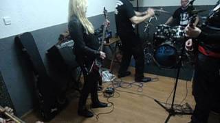 haemorrhage - decom-posers 07-04-2013