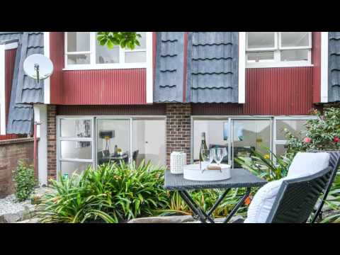 SOLD - 2/32 Lochiel Road, Remuera - Sara-Jayne Kingston