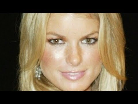 download lagu mp3 mp4 Marisa Miller Guns N Roses, download lagu Marisa Miller Guns N Roses gratis, unduh video klip Marisa Miller Guns N Roses