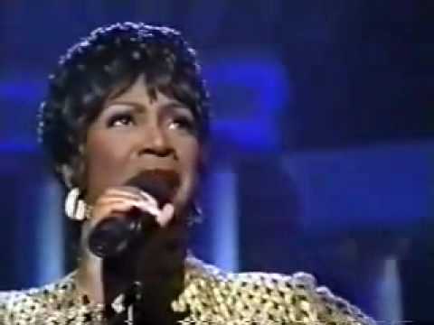 Patti LaBelle Tribute to Diana Ross 1995 "Aint No Mountain High Enough"