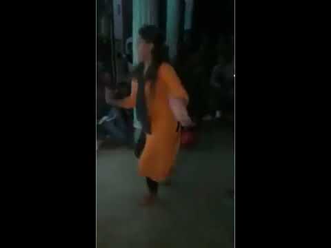 Babal girl Dancing in Nepal ।। केटिको बसेर उठेर सुतेर बबाल डान्स।।